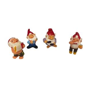 Ferrero Vintage (4) 1990s Miniature Plastic
Gnome Figurine Lot Novelty Toy
